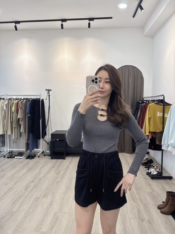 F581130 蔞空串珠針織衣