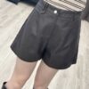 S563033 皮短褲