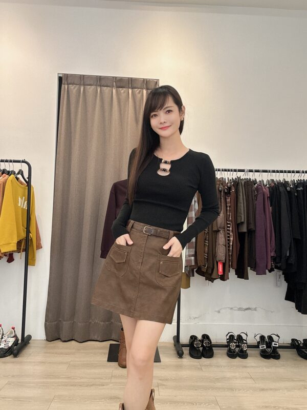 F582012-26皮短裙+皮帶