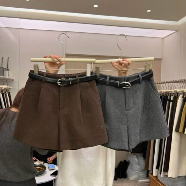 G113後鬆緊毛泥短褲