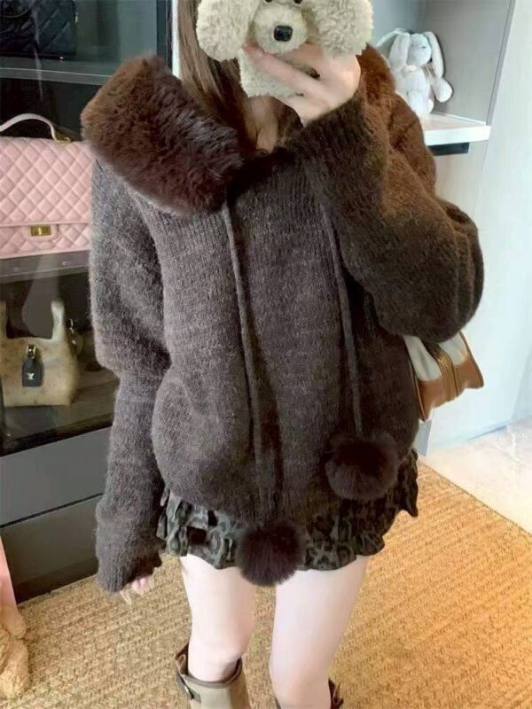 W106 毛毛領針織上衣