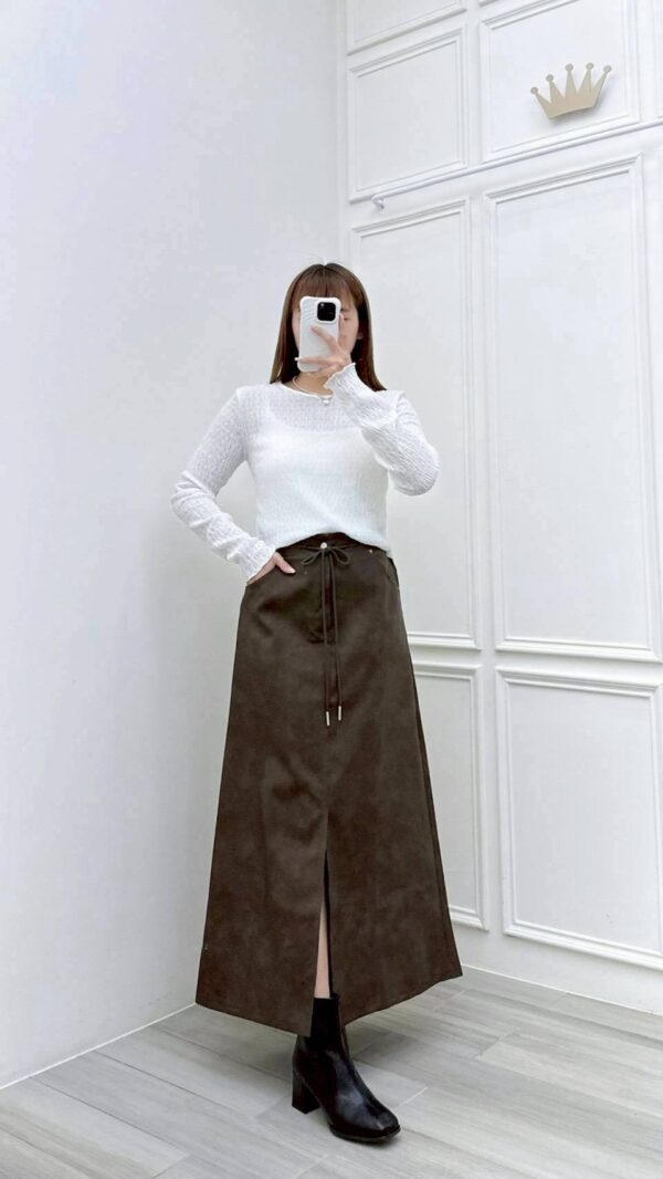 W108 腰際綁帶前開衩皮長裙