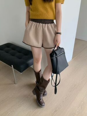 O102 撞色皮革包邊A字短褲