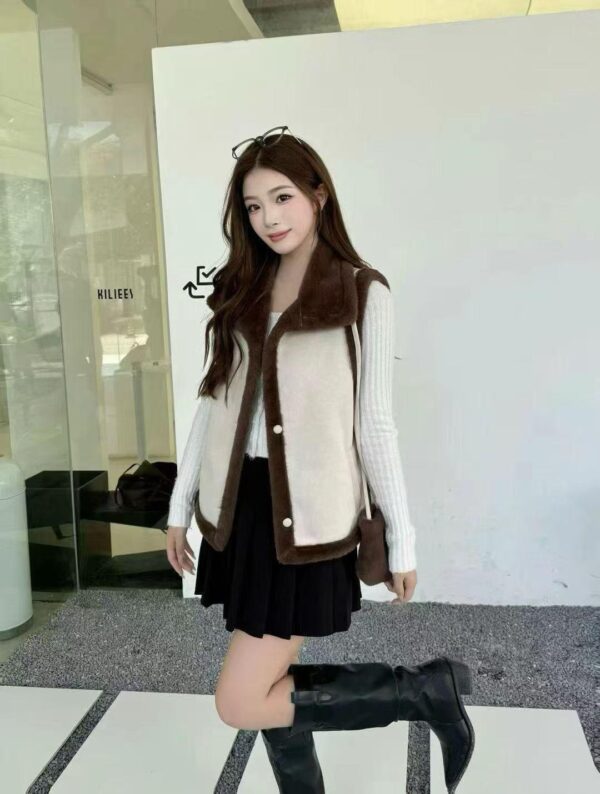 O116 羊羔毛背心(附小包)