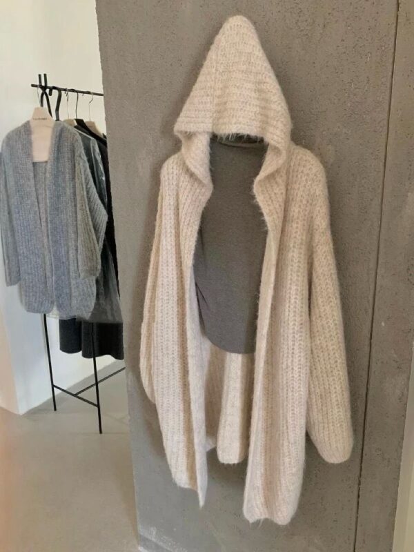 O113 溫柔份量針織連帽外套