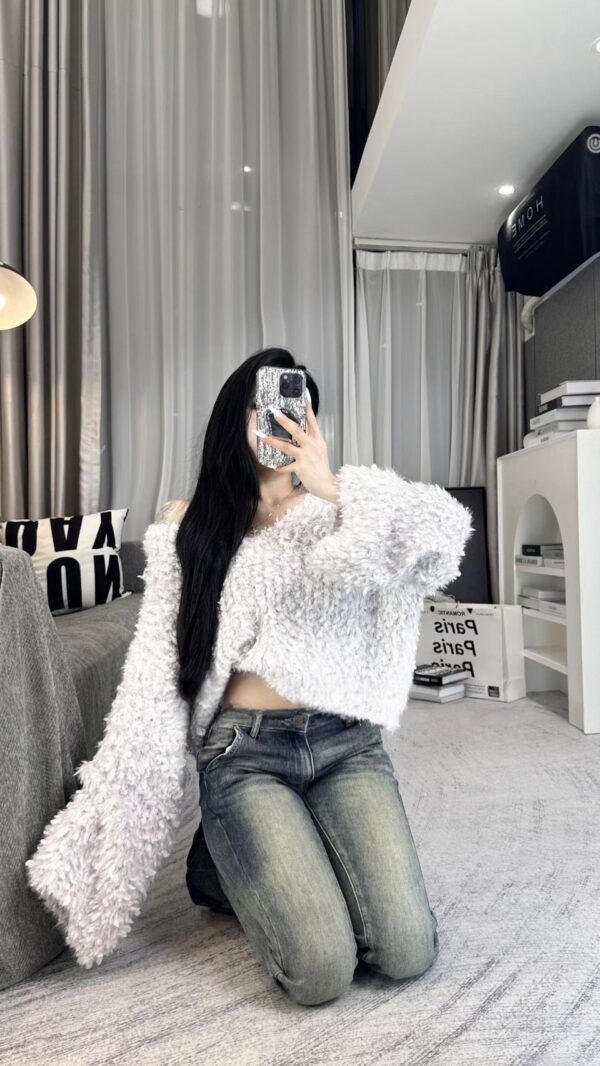 O110 V領金蔥上衣