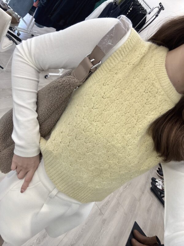 F581013 針織背心上衣