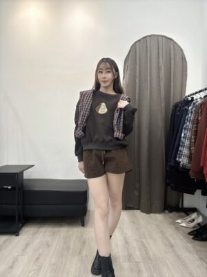 Y101 酪梨圖案大學T