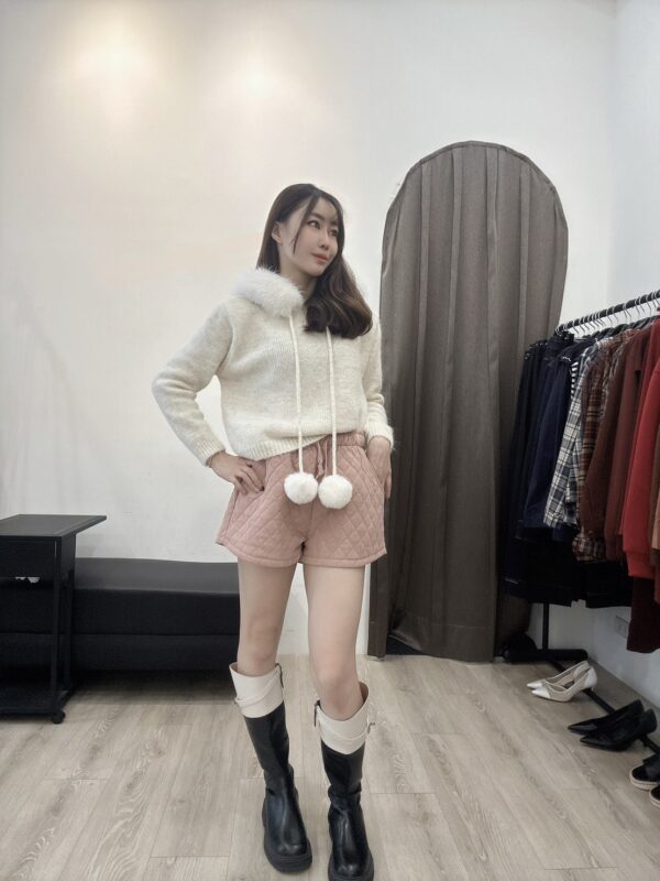 W106 毛毛領針織上衣