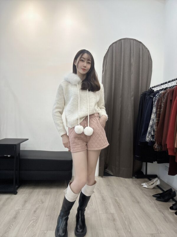 W106 毛毛領針織上衣