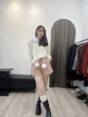 W106 毛毛領針織上衣