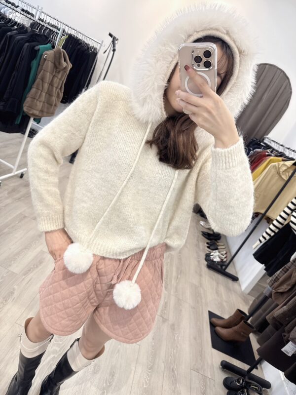 W106 毛毛領針織上衣