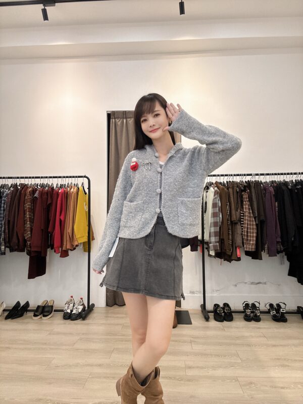 F584074-05連帽針織外套