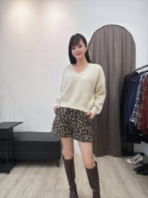 G123針織短版毛衣