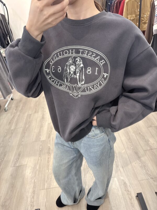 Y102 巴吉度獵犬印花圓領大學T