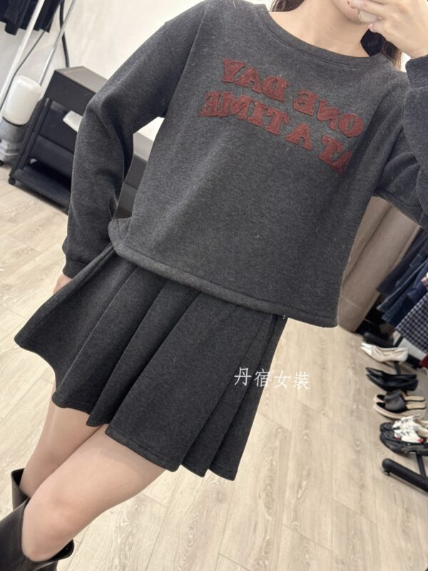 G108韓妞字母套裝