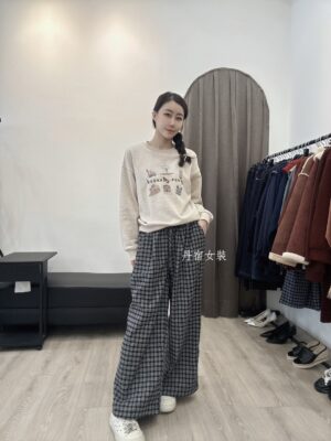 S__123682832 F581089 字母圖案上衣