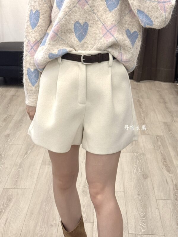 G113後鬆緊毛泥短褲