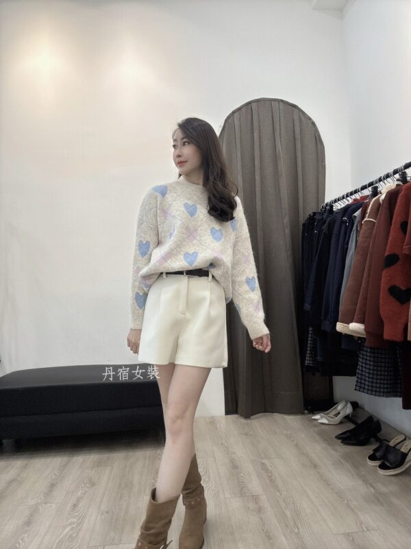 M116 復古愛心毛衣