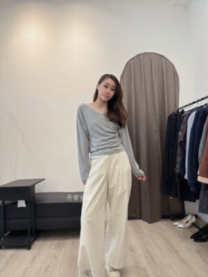 F501040 V領單抓皺上衣