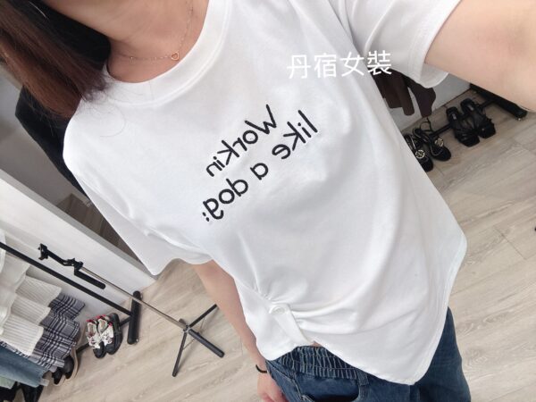 S611118-02 側釦斜擺字母短上衣