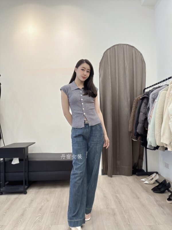F671038 前排扣針織上衣